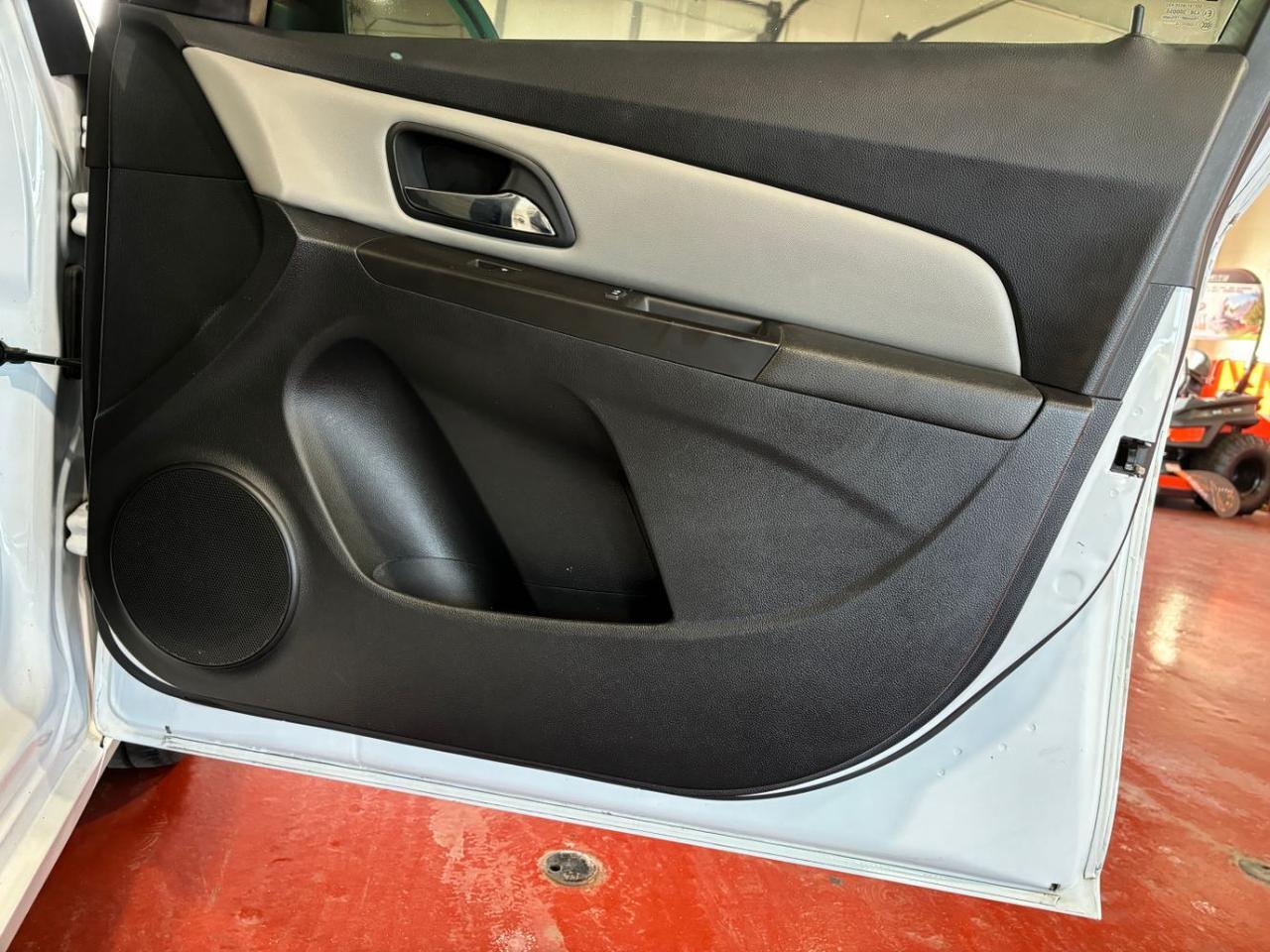 2015 Chevrolet Cruze LS Auto Franklin OH