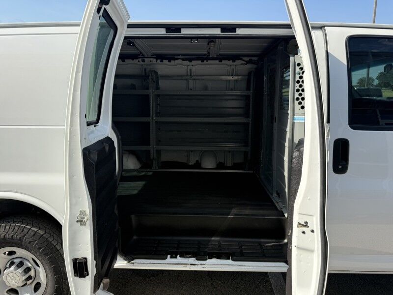 2015 Chevrolet Express 2500 Cargo Van Collinsville OK