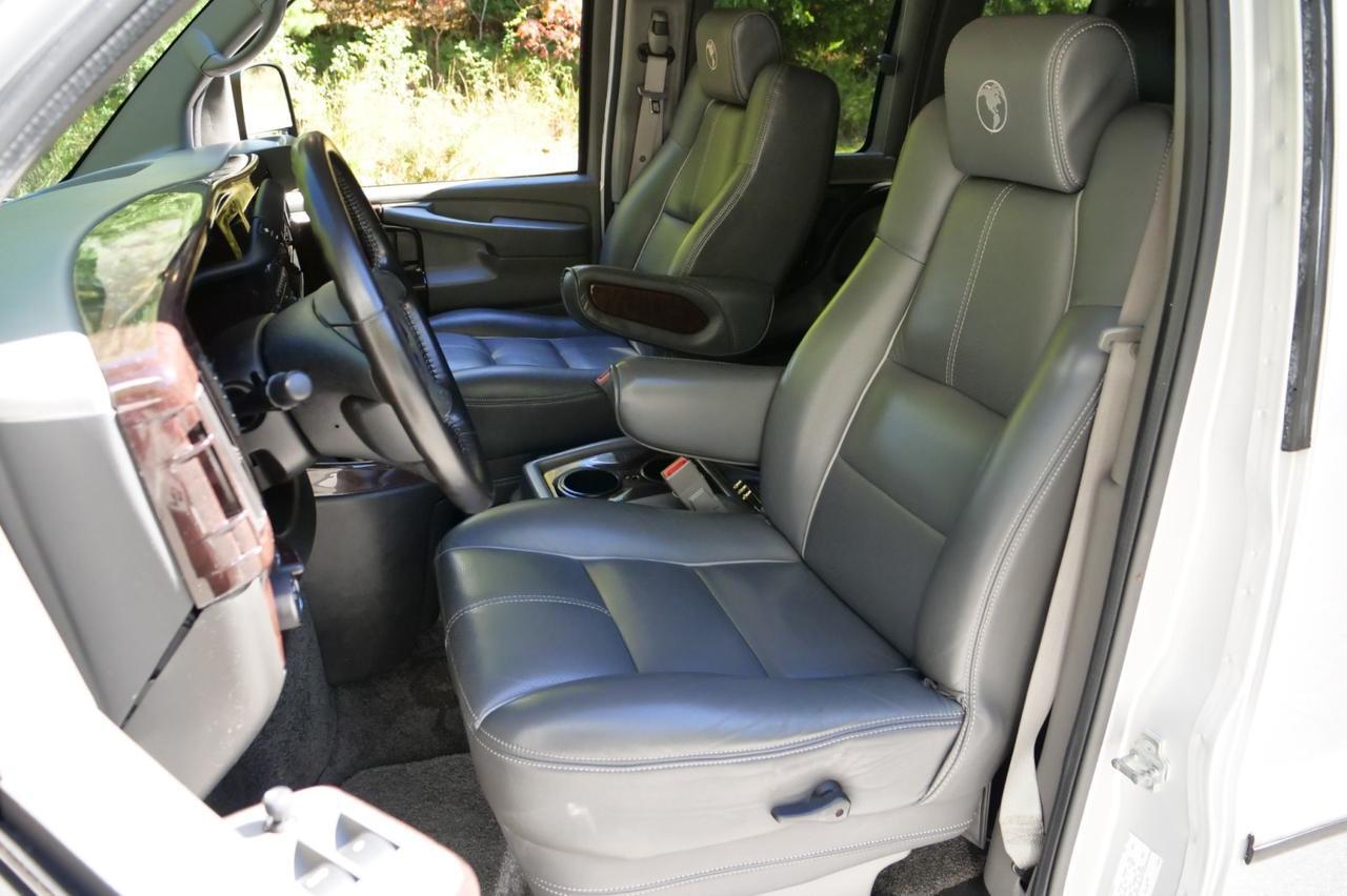 2015 Chevrolet Express Explorer Conversion Van / Limited SE / 9 Passenger! Lincolnton NC
