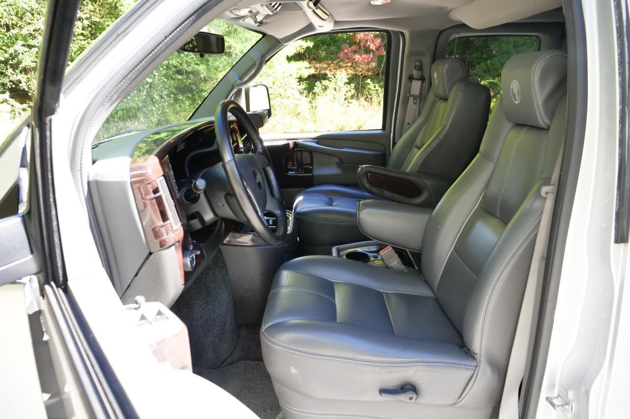 2015 Chevrolet Express Explorer Conversion Van / Limited SE / 9 Passenger! Lincolnton NC