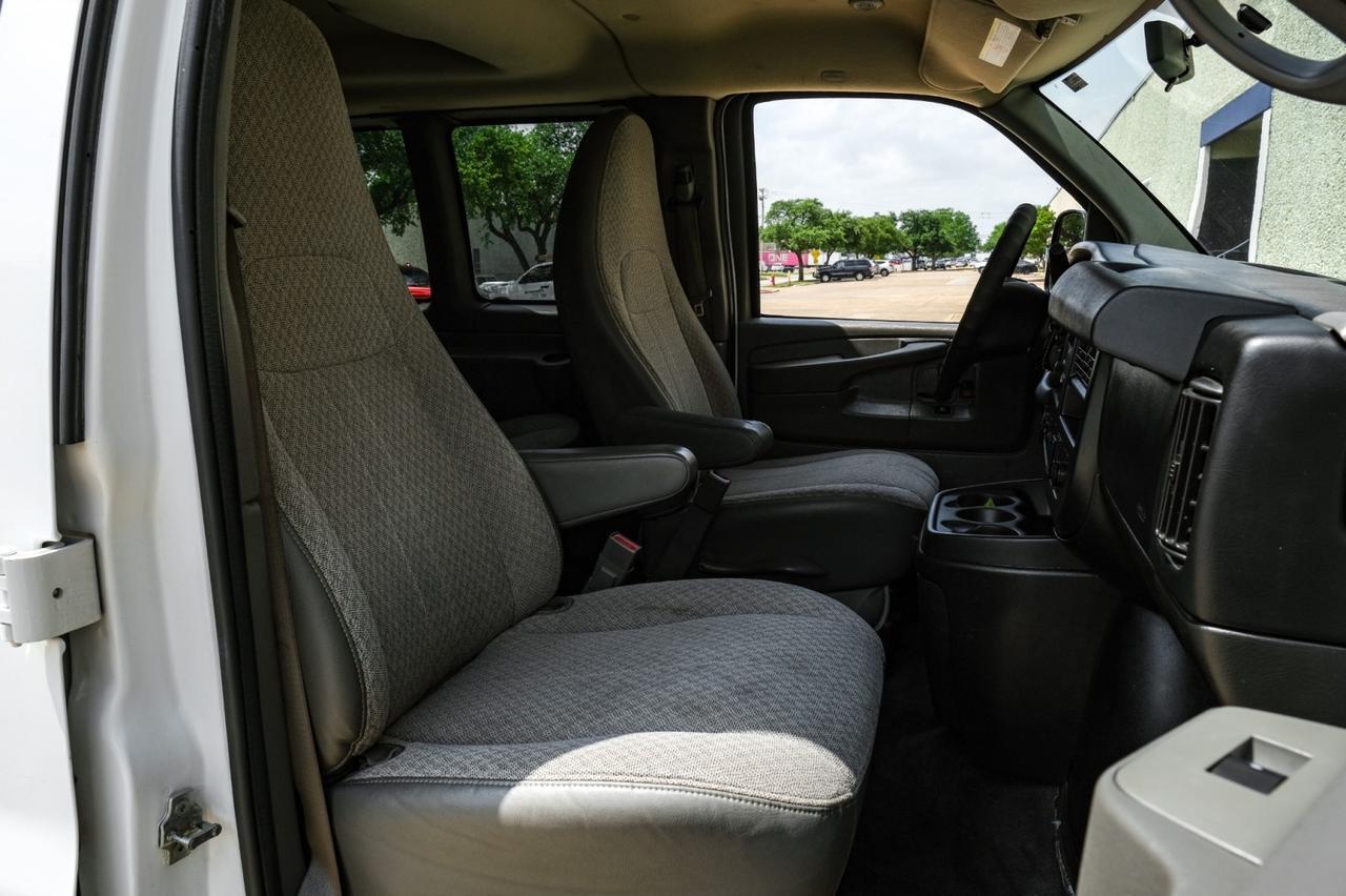 2015 Chevrolet Express Passenger LT Farmers Branch TX