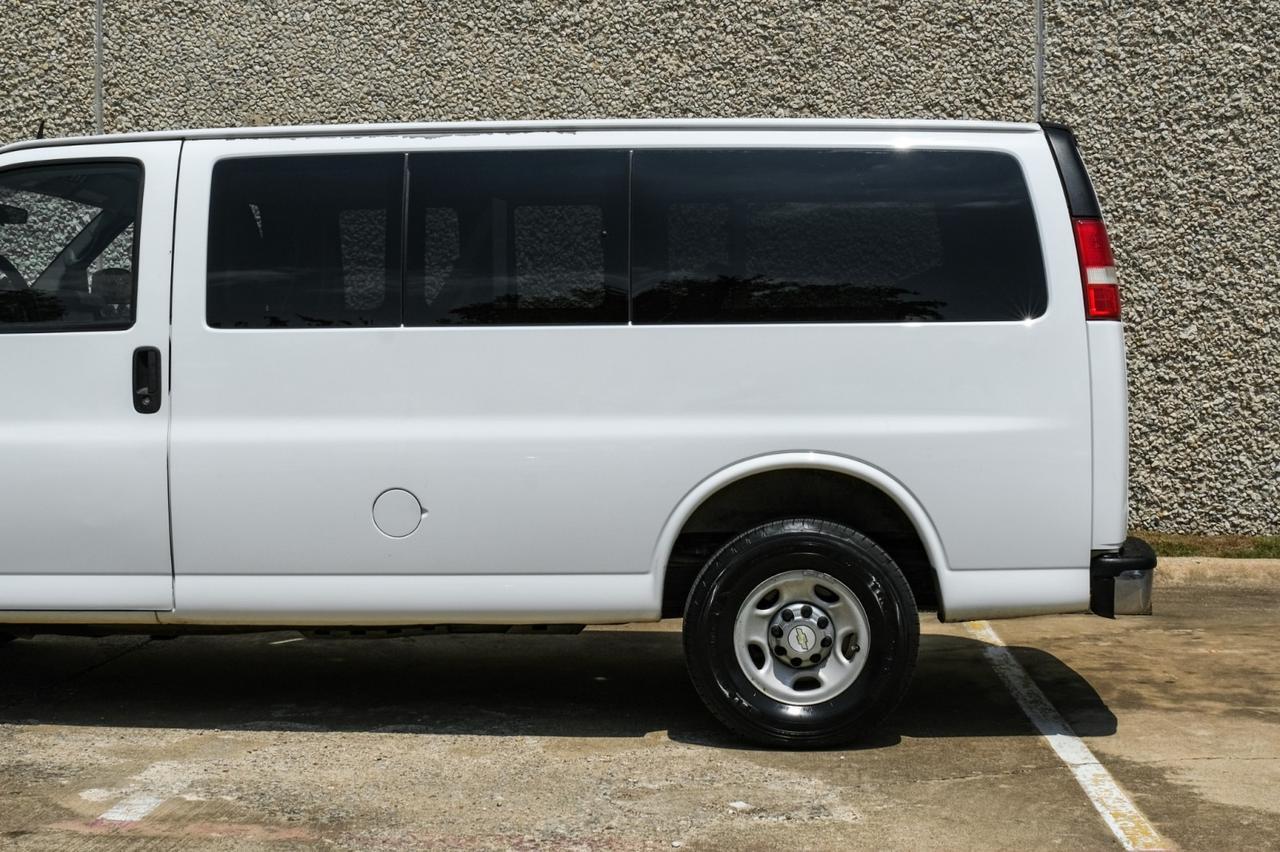 2015 Chevrolet Express Passenger LT Farmers Branch TX