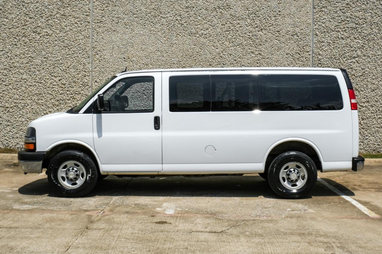 2015 Chevrolet Express Passenger LT Farmers Branch TX