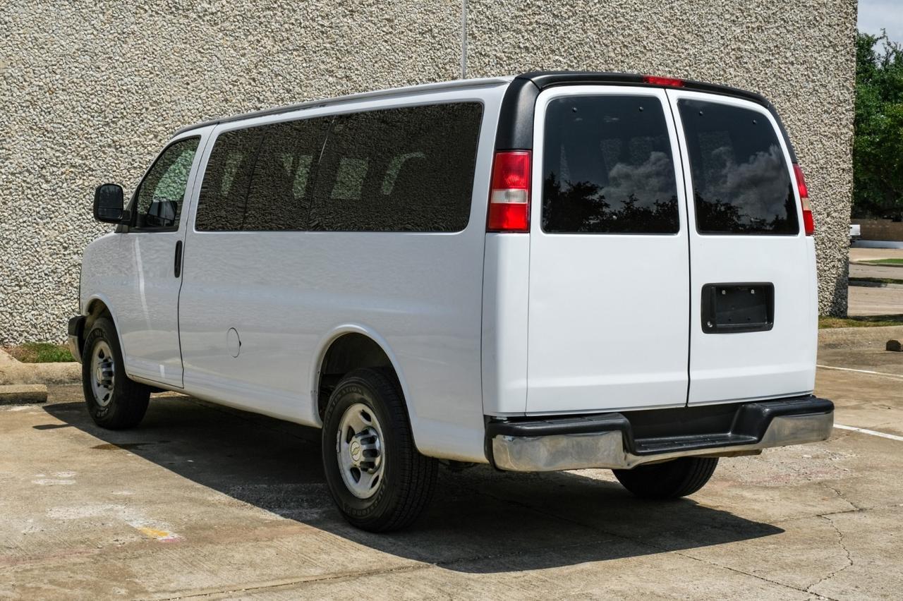 2015 Chevrolet Express Passenger LT Farmers Branch TX