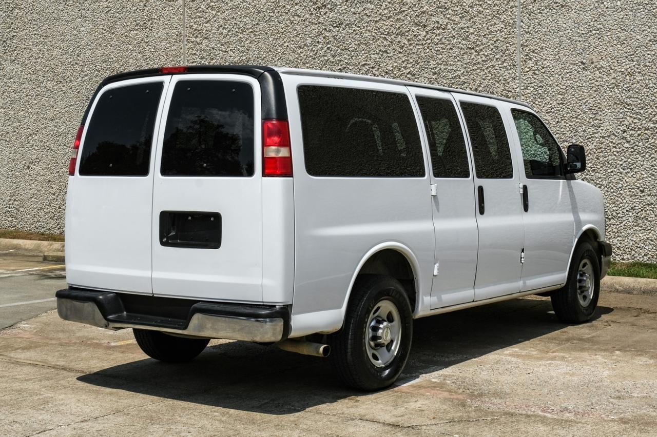 2015 Chevrolet Express Passenger LT Farmers Branch TX