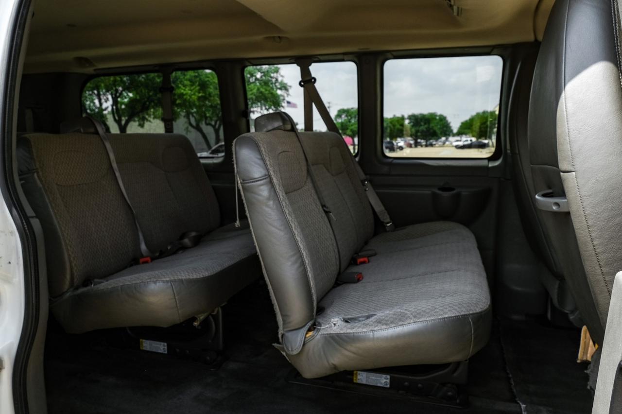 2015 Chevrolet Express Passenger LT Farmers Branch TX