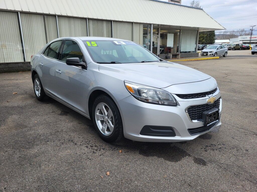 2015 Chevrolet Malibu LS Vestal NY