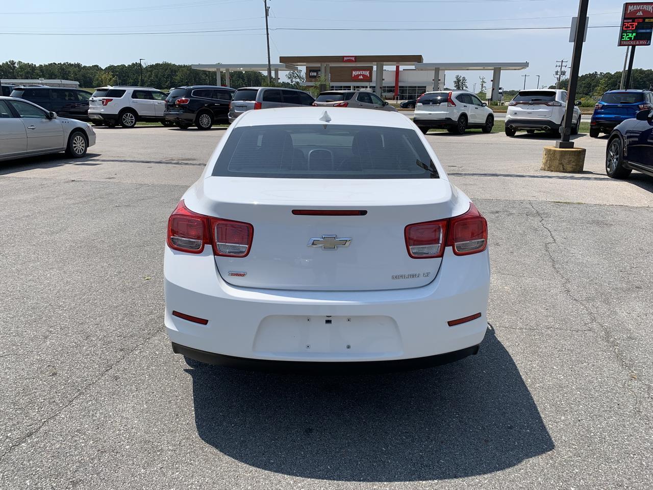2015 Chevrolet Malibu LT Sedan 4D Aurora MO