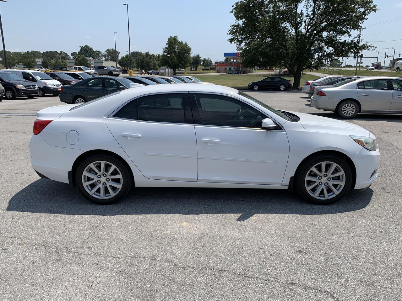 2015 Chevrolet Malibu LT Sedan 4D Aurora MO