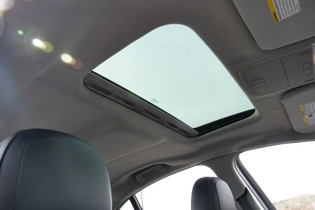 2015 Chevrolet SS / 6.2L V8 / Sunroof / Heated & Cooled Seats! High Point NC