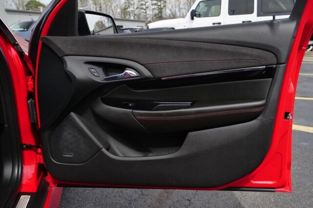 2015 Chevrolet SS / 6.2L V8 / Sunroof / Heated & Cooled Seats! High Point NC