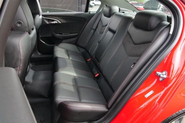 2015 Chevrolet SS / 6.2L V8 / Sunroof / Heated & Cooled Seats! High Point NC