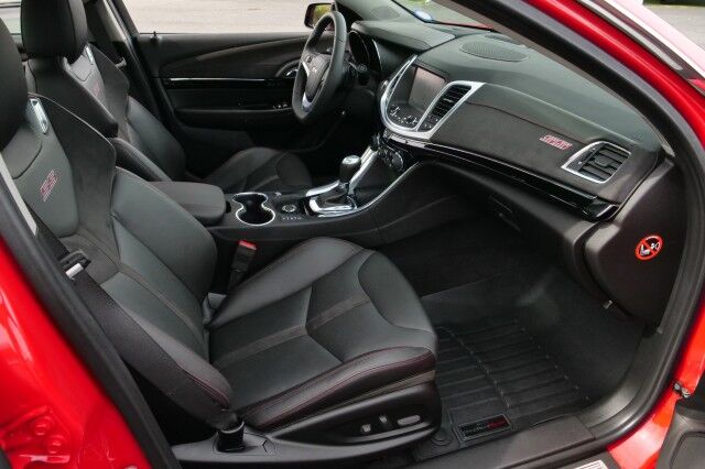 2015 Chevrolet SS / 6.2L V8 / Sunroof / Heated & Cooled Seats! High Point NC