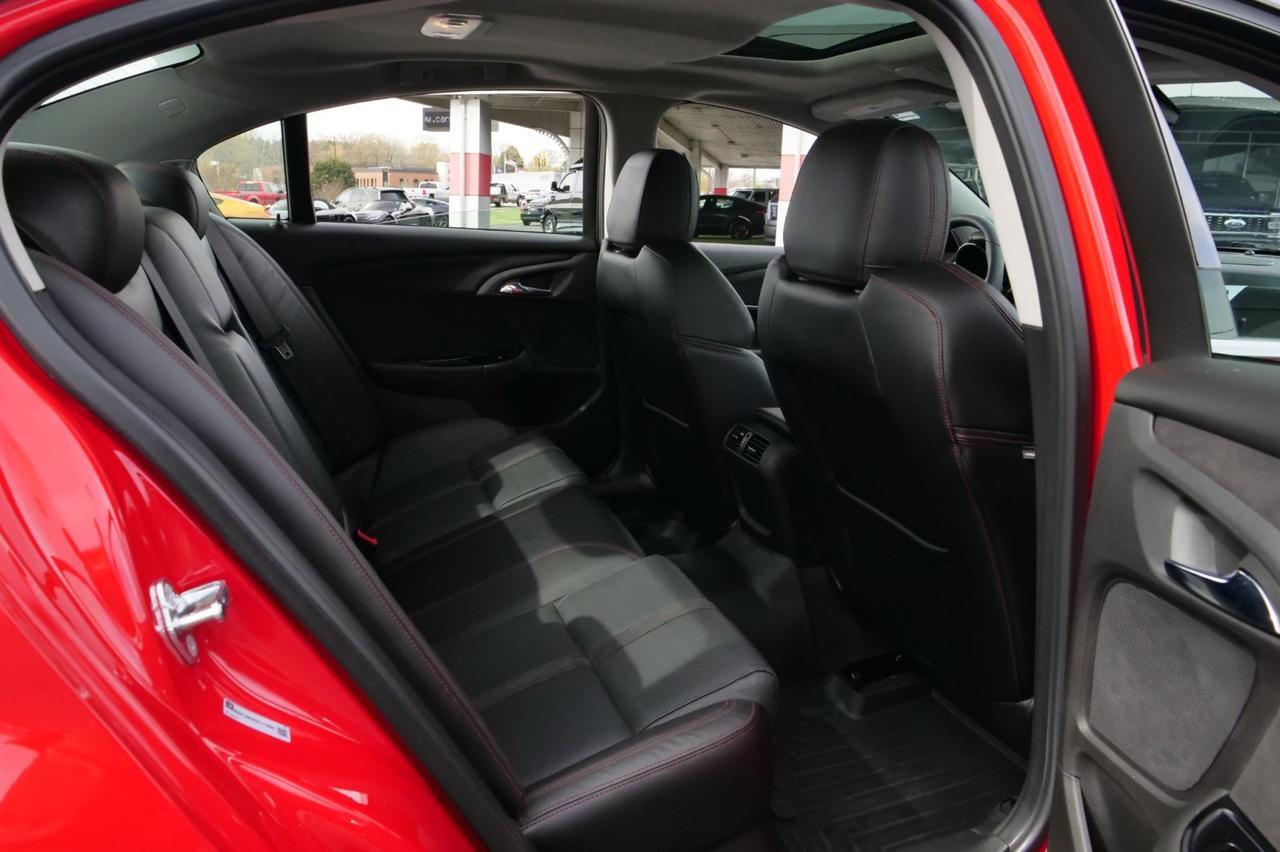 2015 Chevrolet SS / 6.2L V8 / Sunroof / Heated & Cooled Seats! Lincolnton NC