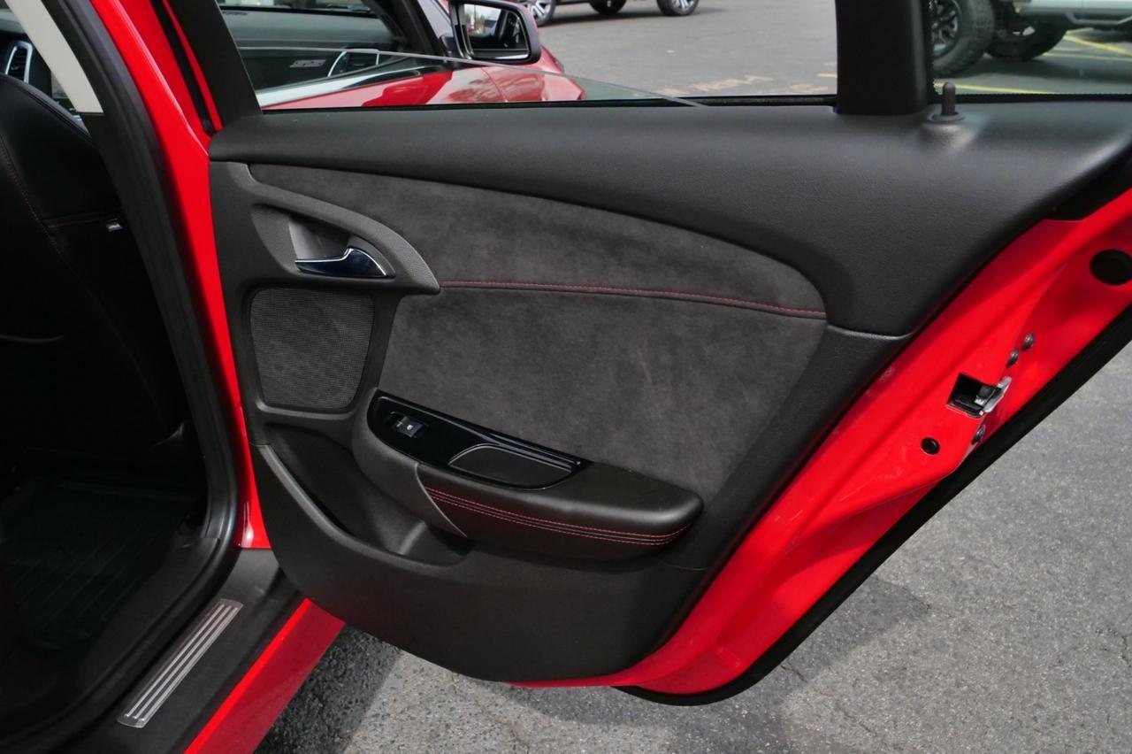 2015 Chevrolet SS / 6.2L V8 / Sunroof / Heated & Cooled Seats! Lincolnton NC