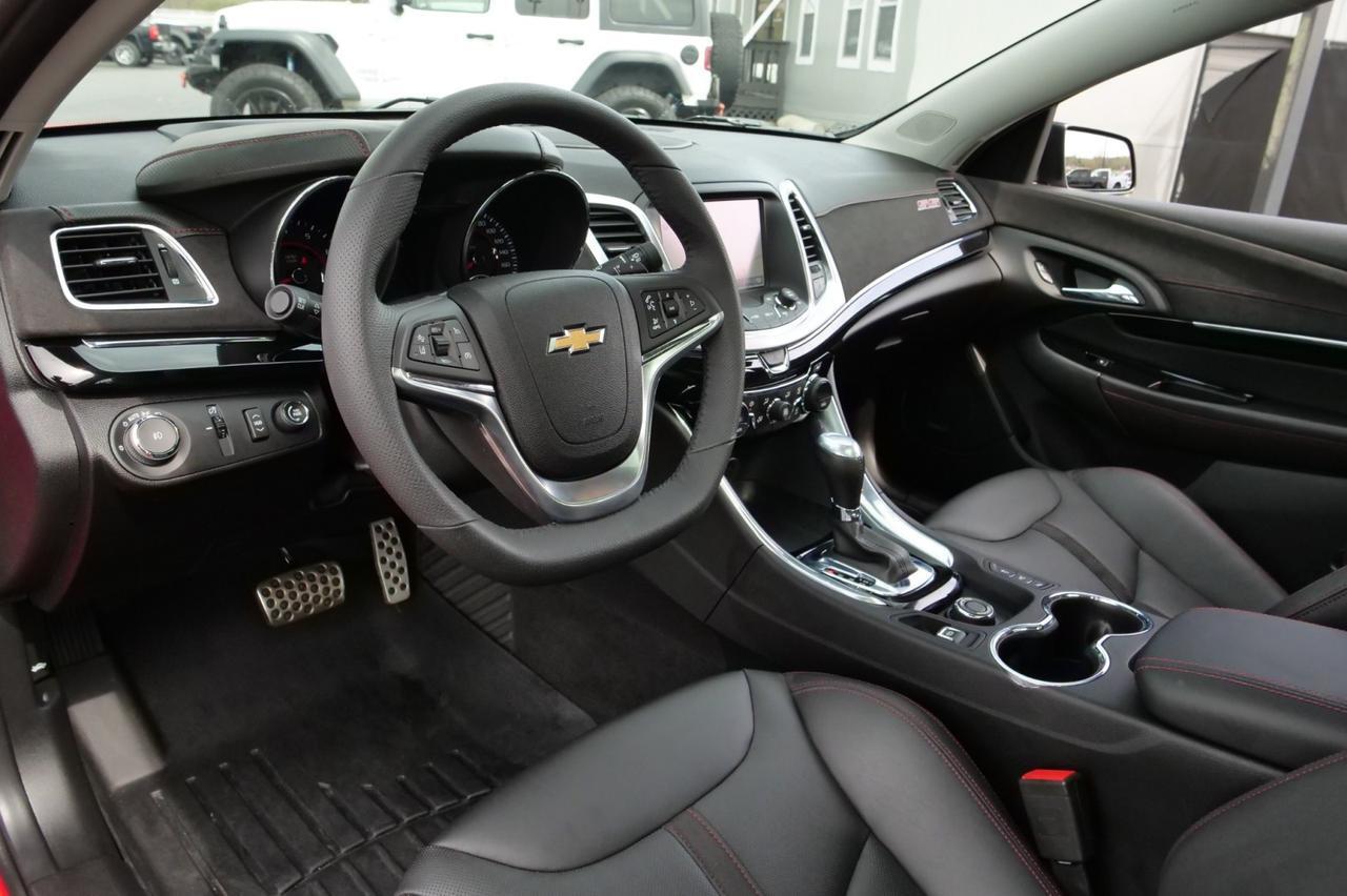 2015 Chevrolet SS / 6.2L V8 / Sunroof / Heated & Cooled Seats! Lincolnton NC