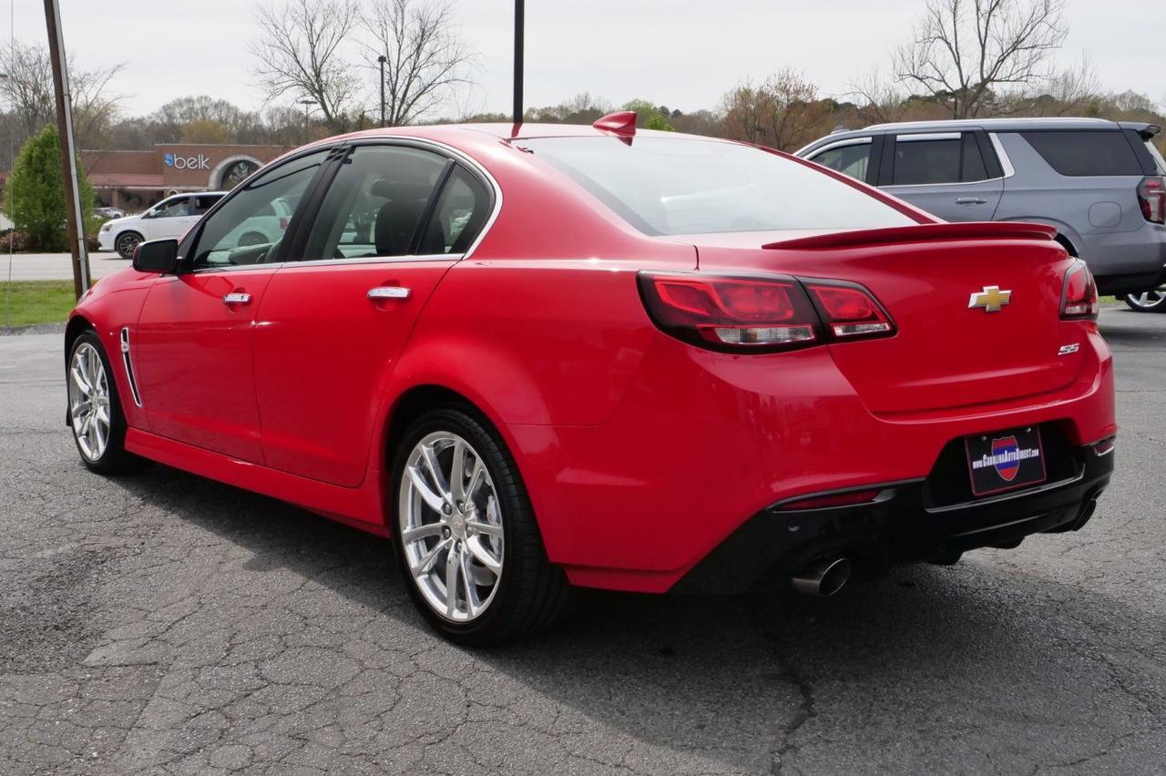 2015 Chevrolet SS / 6.2L V8 / Sunroof / Heated & Cooled Seats! Lincolnton NC