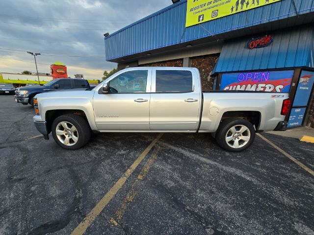 2015 Chevrolet Silverado 1500 photo 2