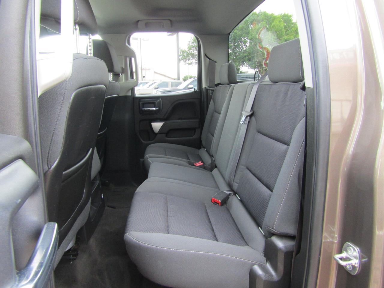 2015 Chevrolet Silverado 1500 4WD Double Cab 143.5 LT w/1LT Grand Prairie TX