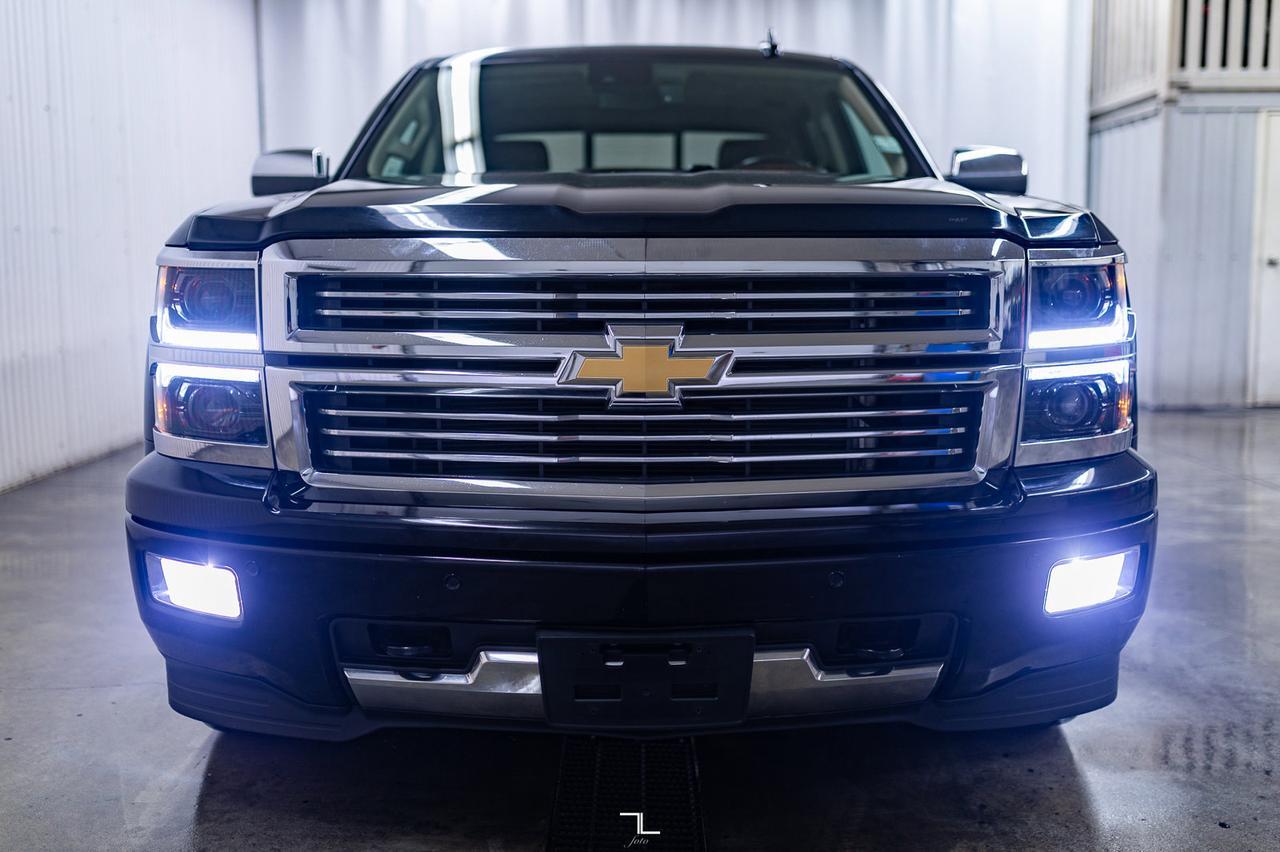2015 Chevrolet Silverado 1500 4x4 Crew Cab High Country Leather Roof Nav BCam Red Deer AB