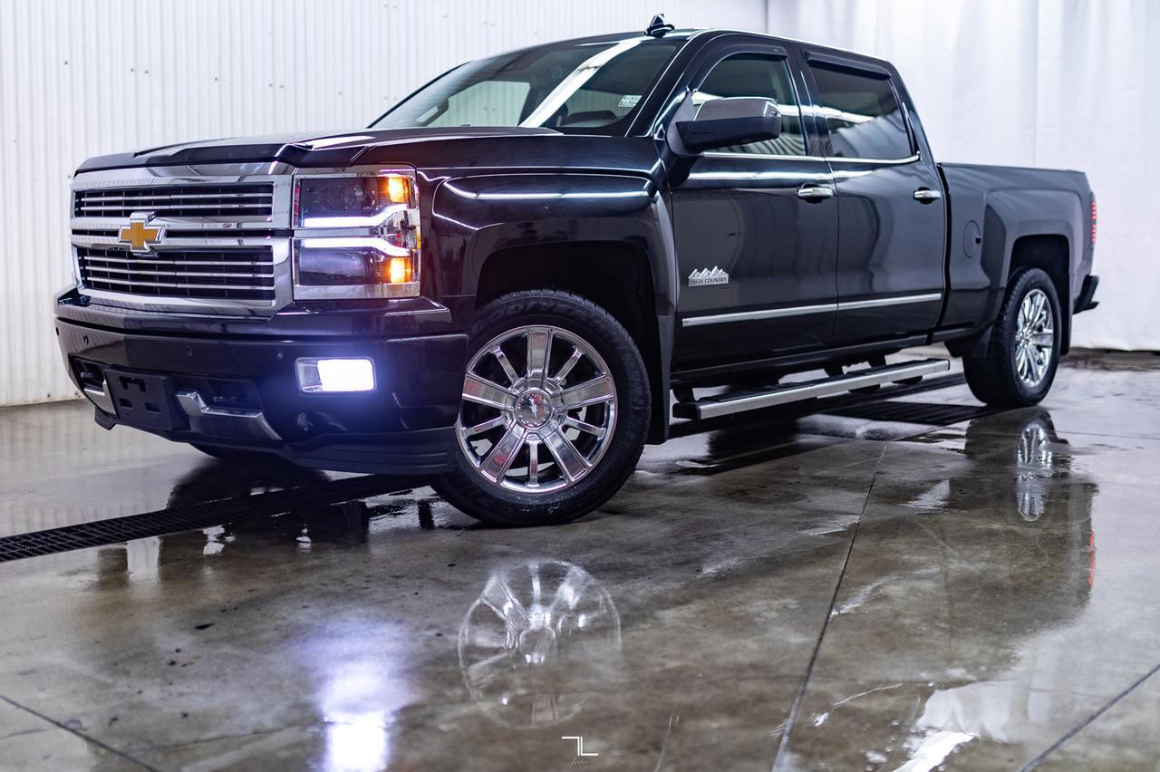 2015 Chevrolet Silverado 1500 4x4 Crew Cab High Country Leather Roof Nav BCam Red Deer AB