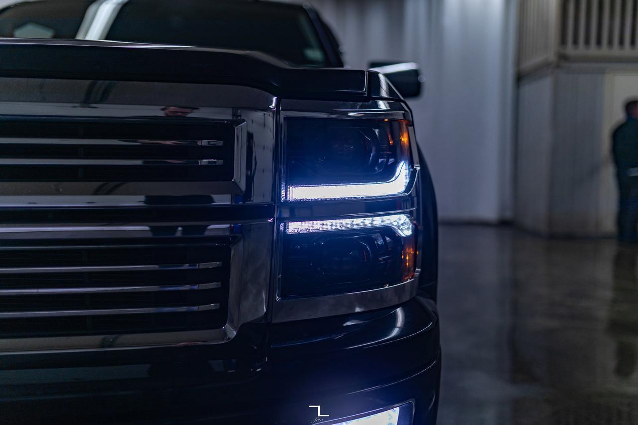 2015 Chevrolet Silverado 1500 4x4 Crew Cab High Country Leather Roof Nav BCam Red Deer AB