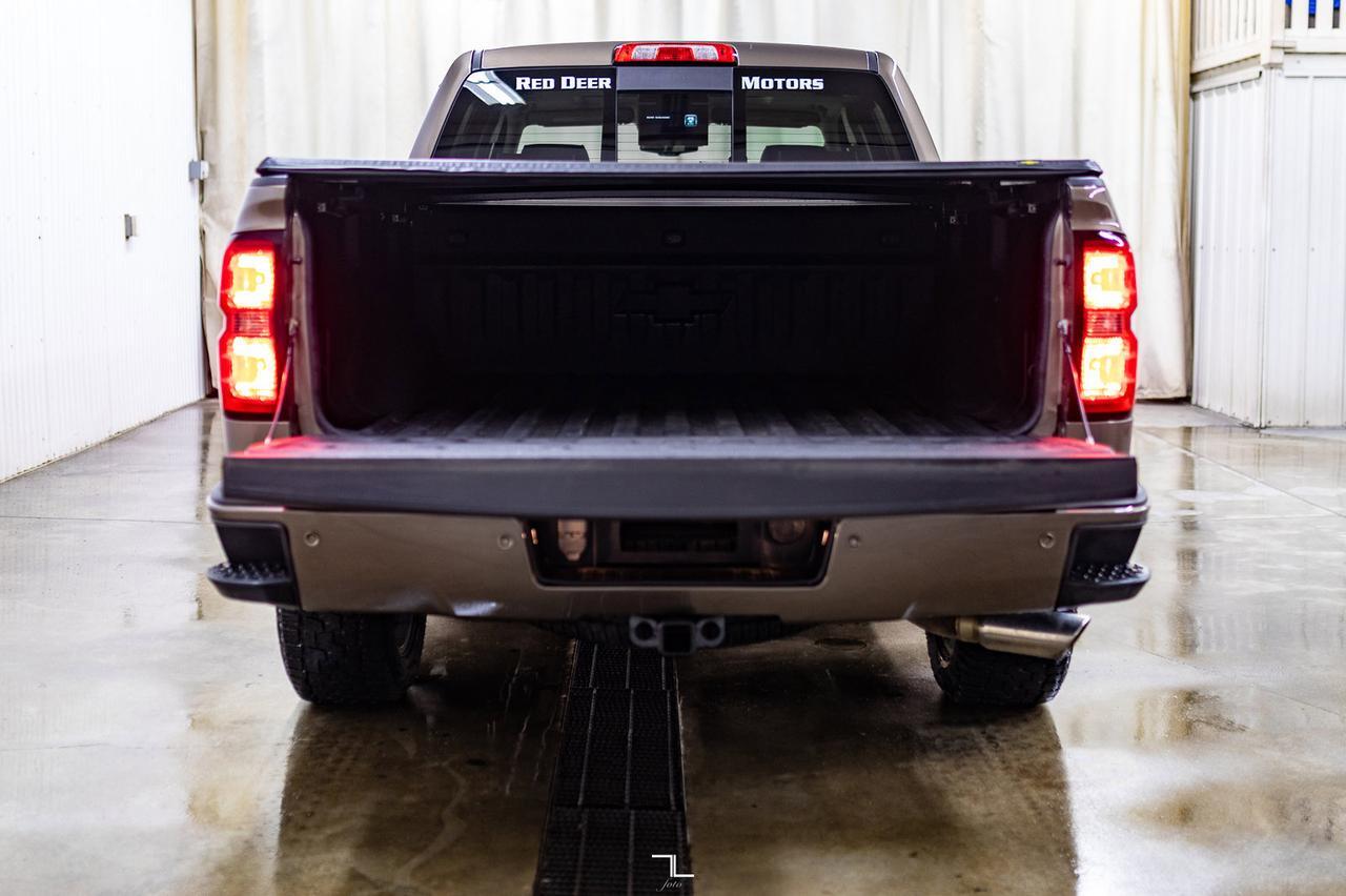 2015 Chevrolet Silverado 1500 4x4 Crew Cab High Country Leather Roof Nav Red Deer AB