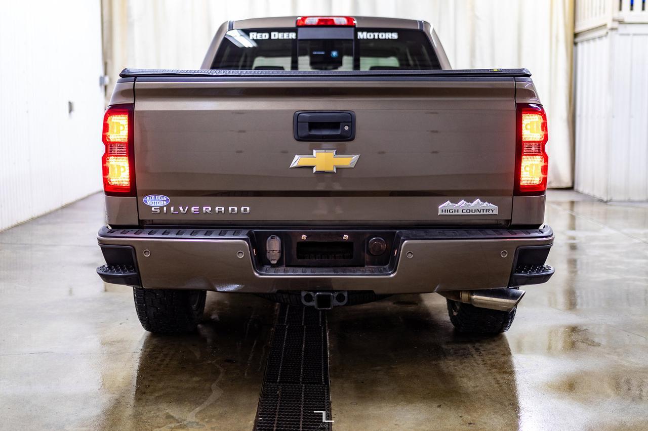2015 Chevrolet Silverado 1500 4x4 Crew Cab High Country Leather Roof Nav Red Deer AB