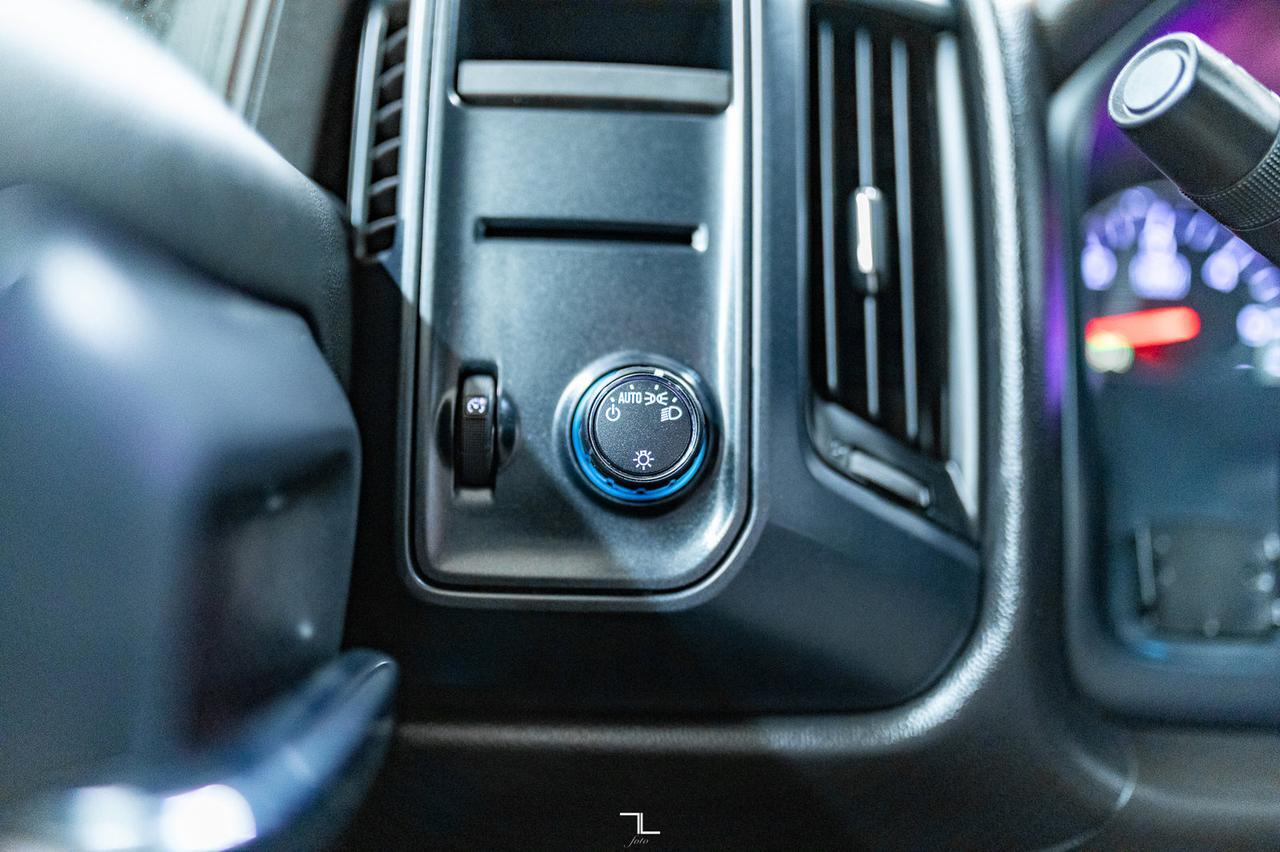 2015 Chevrolet Silverado 1500 4x4 Crew Cab LT PSeat Red Deer AB