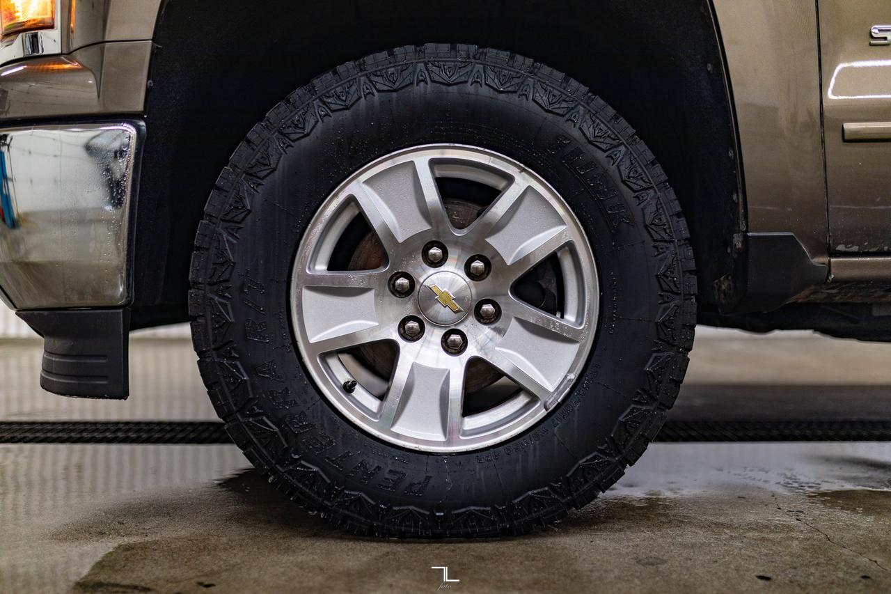 2015 Chevrolet Silverado 1500 4x4 Crew Cab LT PSeat Red Deer AB