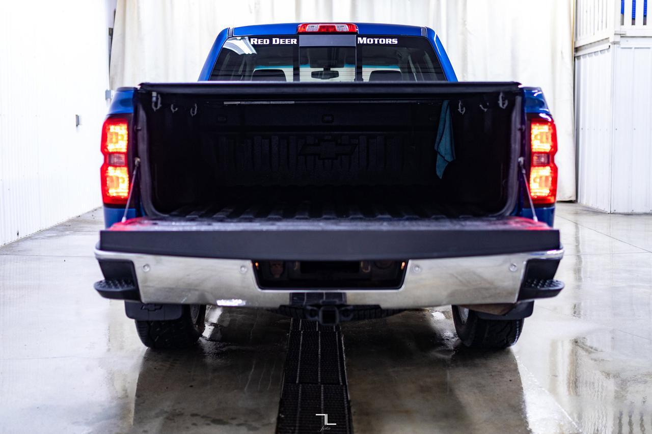 2015 Chevrolet Silverado 1500 4x4 Crew Cab LT True North BCam Heated Seats Red Deer AB