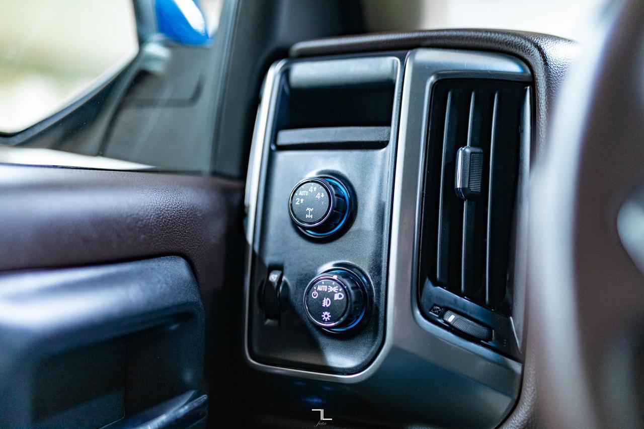 2015 Chevrolet Silverado 1500 4x4 Crew Cab LT True North BCam Heated Seats Red Deer AB