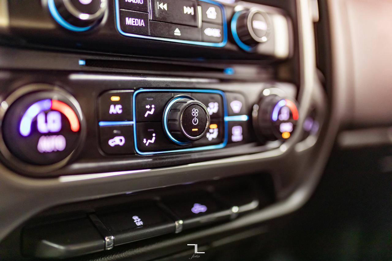 2015 Chevrolet Silverado 1500 4x4 Crew Cab LT True North BCam Heated Seats Red Deer AB