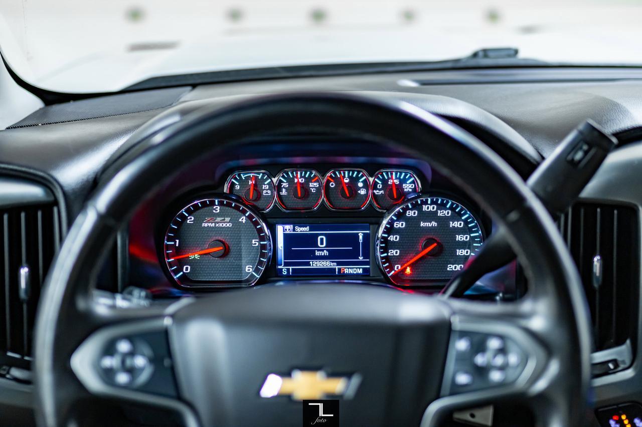 2015 Chevrolet Silverado 1500 4x4 Crew Cab LT Z71 BCam HSeat Red Deer AB