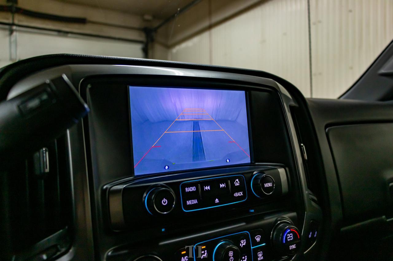 2015 Chevrolet Silverado 1500 4x4 Crew Cab LT Z71 BCam Red Deer AB