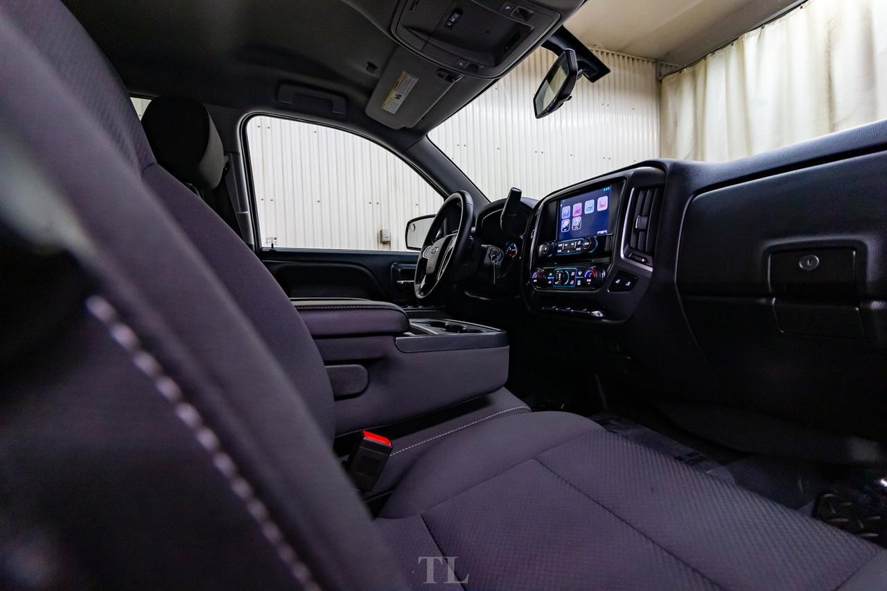 2015 Chevrolet Silverado 1500 4x4 Crew Cab LT Z71 BCam Red Deer AB