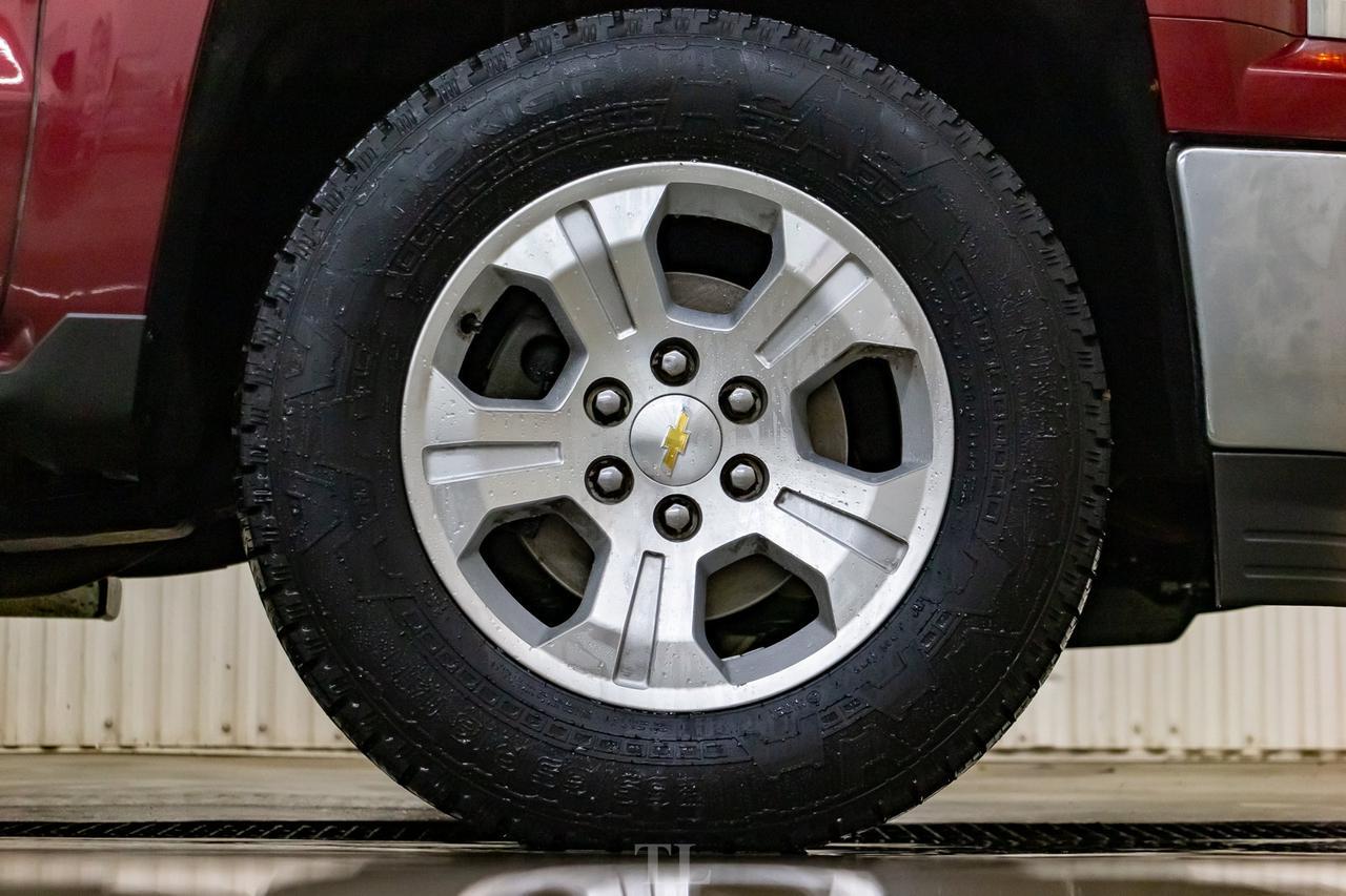 2015 Chevrolet Silverado 1500 4x4 Crew Cab LT Z71 BCam Red Deer AB