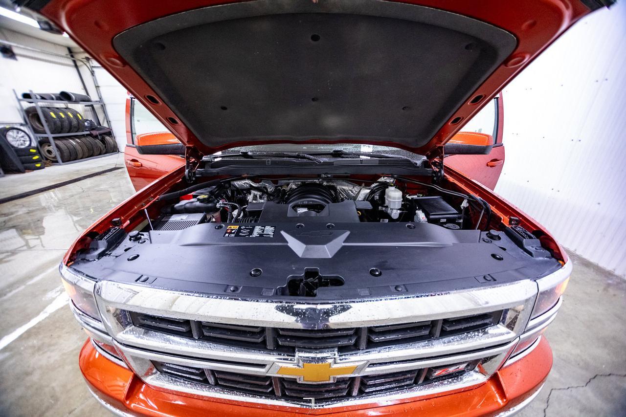 2015 Chevrolet Silverado 1500 4x4 Crew Cab LT Z71 Longbox BCam Red Deer AB