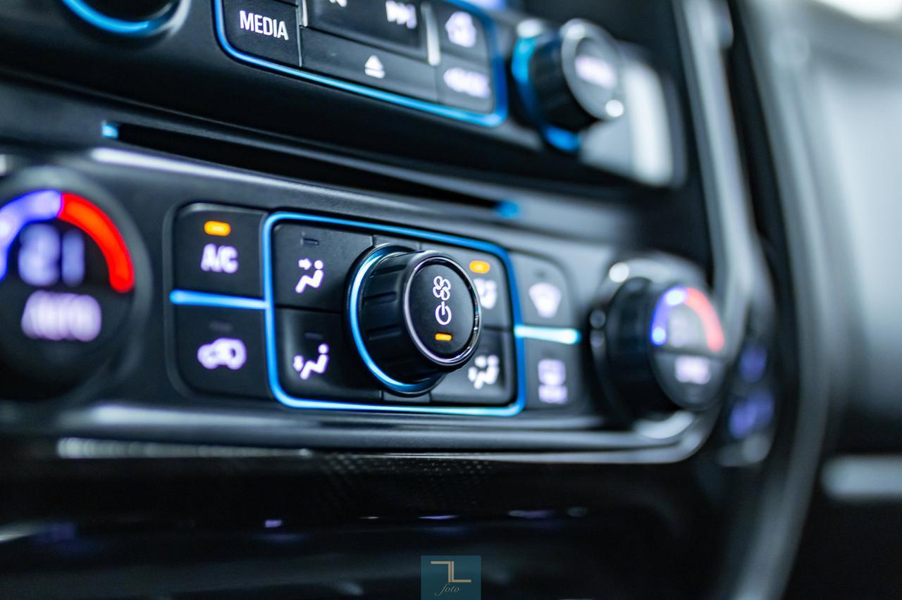 2015 Chevrolet Silverado 1500 4x4 Crew Cab LTZ GFX Ultimate Leather Roof Nav Red Deer AB