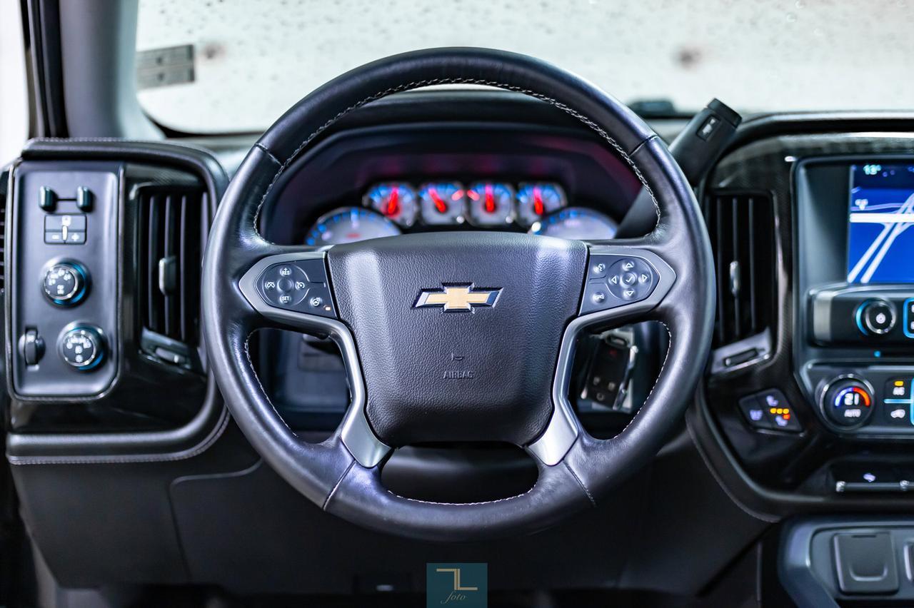 2015 Chevrolet Silverado 1500 4x4 Crew Cab LTZ GFX Ultimate Leather Roof Nav Red Deer AB