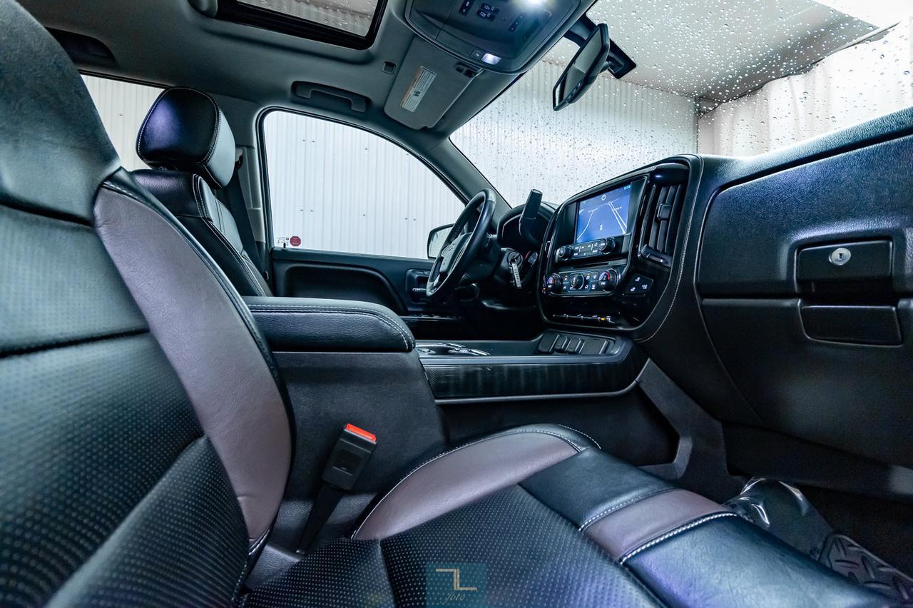 2015 Chevrolet Silverado 1500 4x4 Crew Cab LTZ GFX Ultimate Leather Roof Nav Red Deer AB