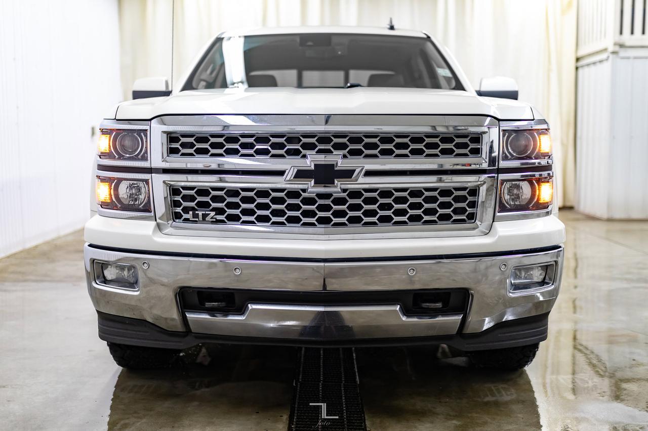 2015 Chevrolet Silverado 1500 4x4 Crew Cab LTZ Leather BCam Red Deer AB