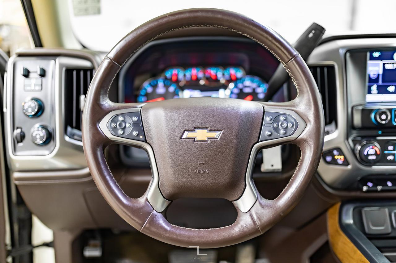 2015 Chevrolet Silverado 1500 4x4 Crew Cab LTZ Leather BCam Red Deer AB