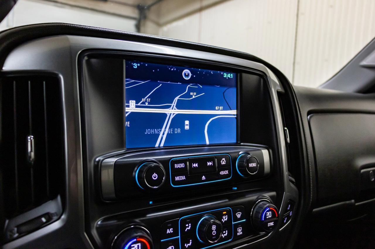 2015 Chevrolet Silverado 1500 4x4 Crew Cab LTZ Z71 Leather Roof Nav Red Deer AB