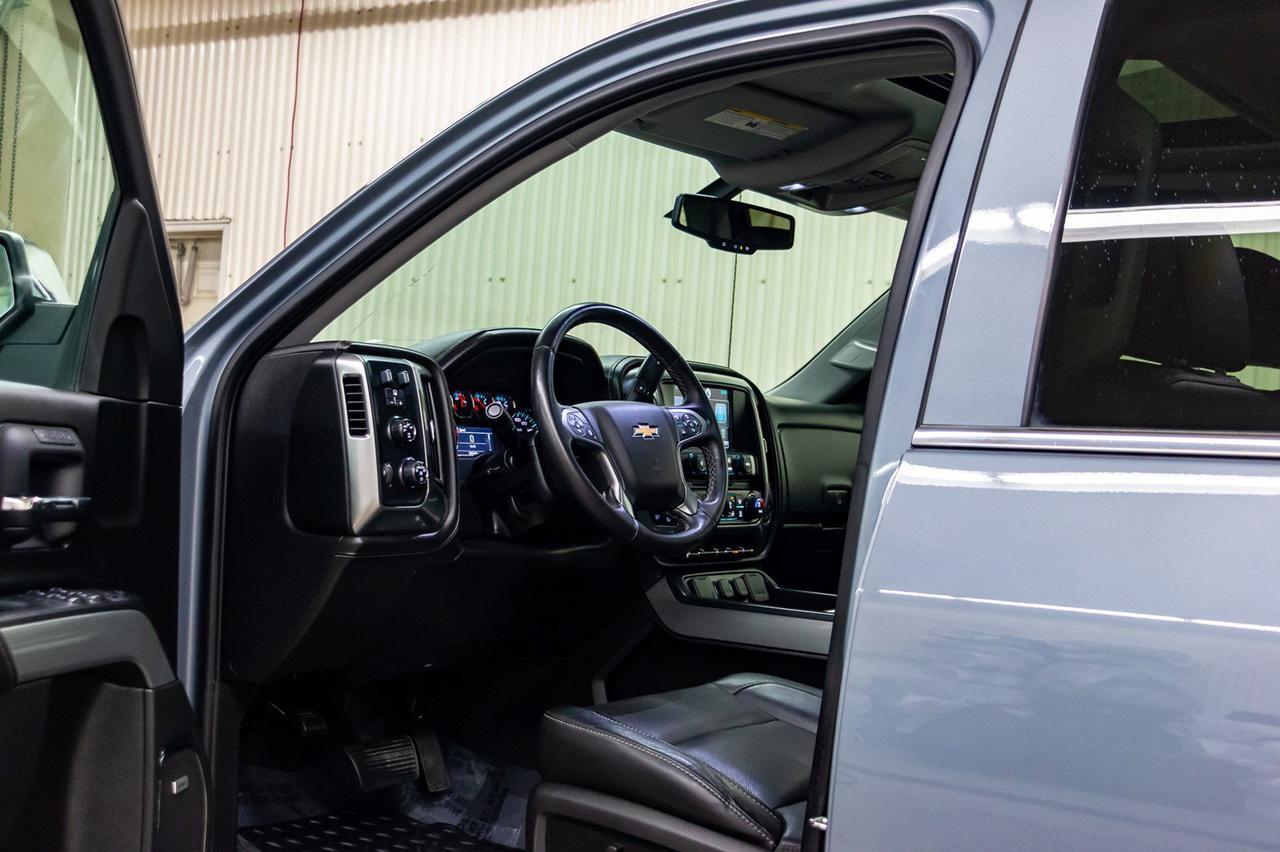 2015 Chevrolet Silverado 1500 4x4 Crew Cab LTZ Z71 Leather Roof Nav Red Deer AB