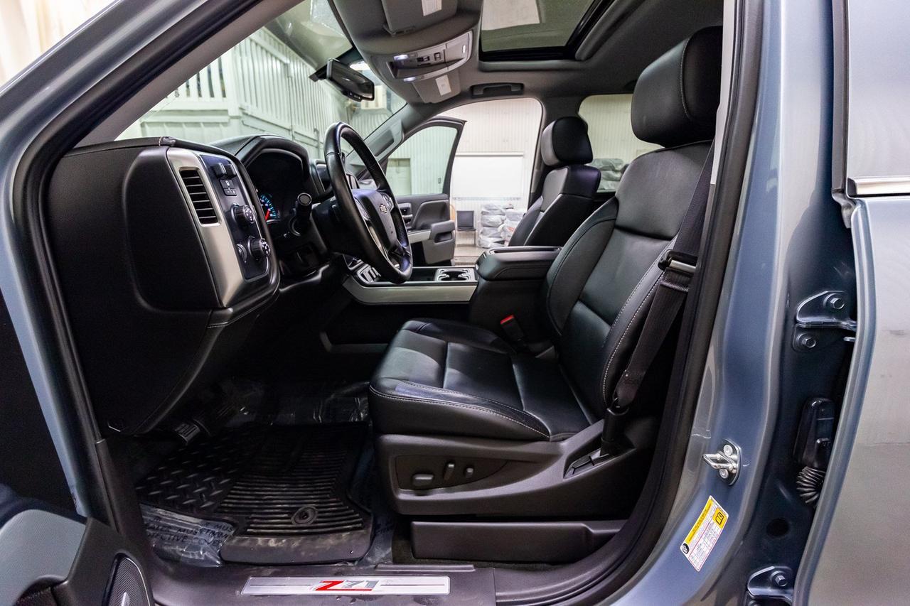 2015 Chevrolet Silverado 1500 4x4 Crew Cab LTZ Z71 Leather Roof Nav Red Deer AB
