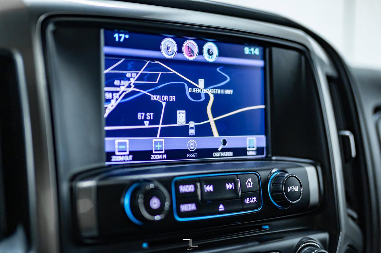 2015 Chevrolet Silverado 1500 4x4 Crew Cab LTZ Z71 Leather Roof Nav Red Deer AB