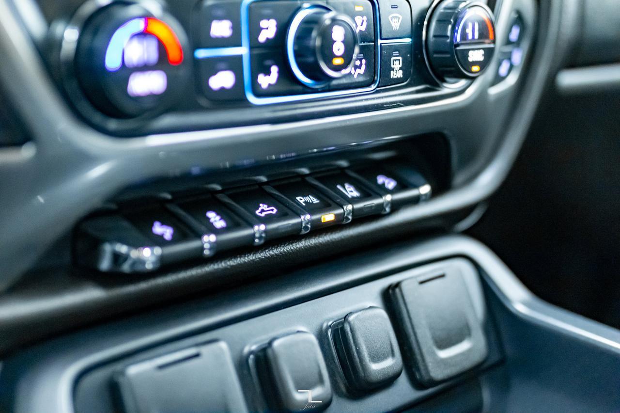 2015 Chevrolet Silverado 1500 4x4 Crew Cab LTZ Z71 Leather Roof Nav Red Deer AB