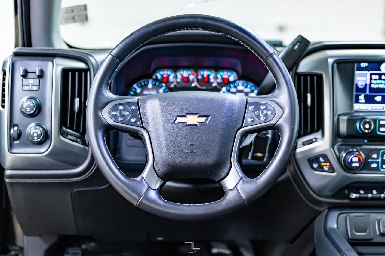 2015 Chevrolet Silverado 1500 4x4 Crew Cab LTZ Z71 Leather Roof Nav Red Deer AB