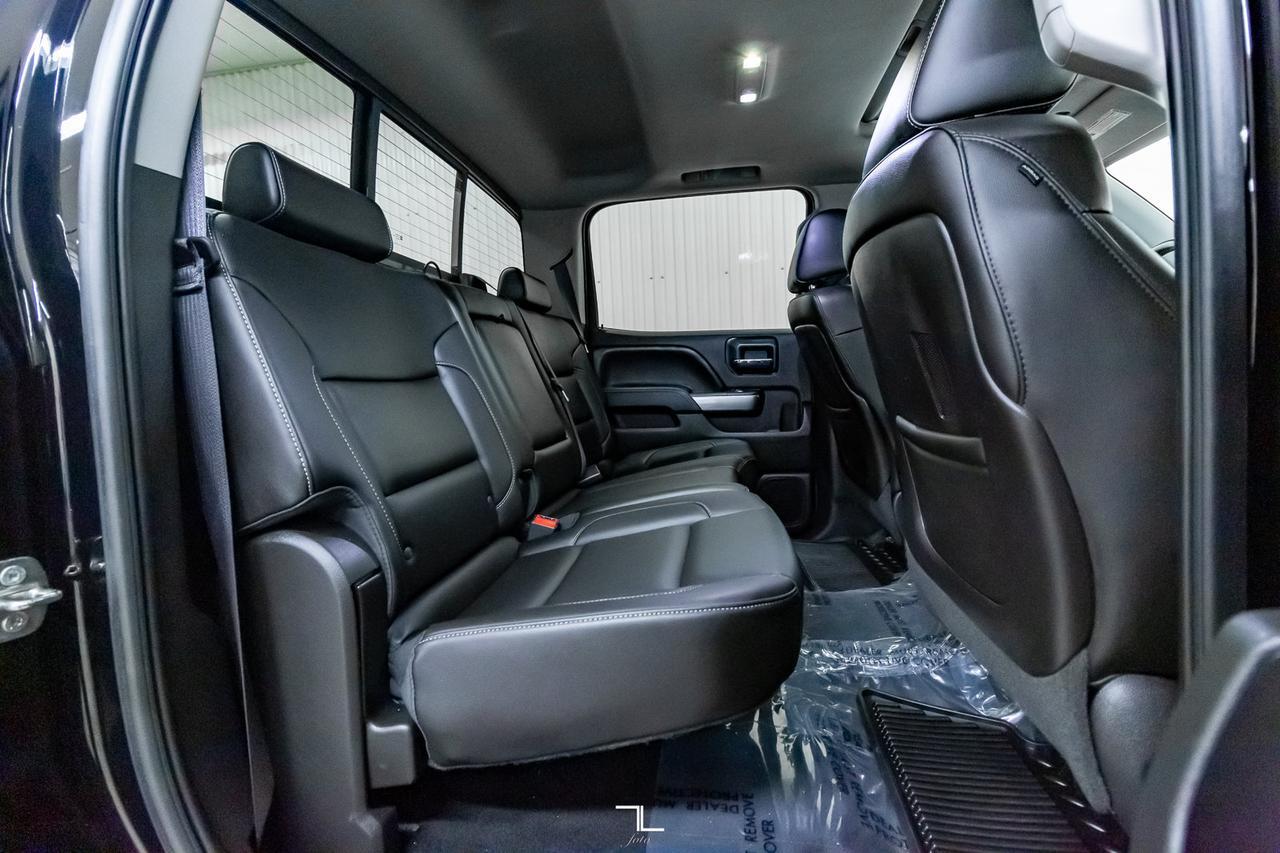 2015 Chevrolet Silverado 1500 4x4 Crew Cab LTZ Z71 Leather Roof Nav Red Deer AB